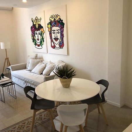 Palazzo Caltagirone Suite Palermo Esterno foto