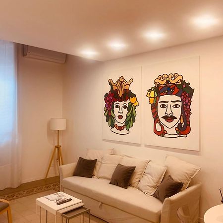 Palazzo Caltagirone Suite Palermo Esterno foto